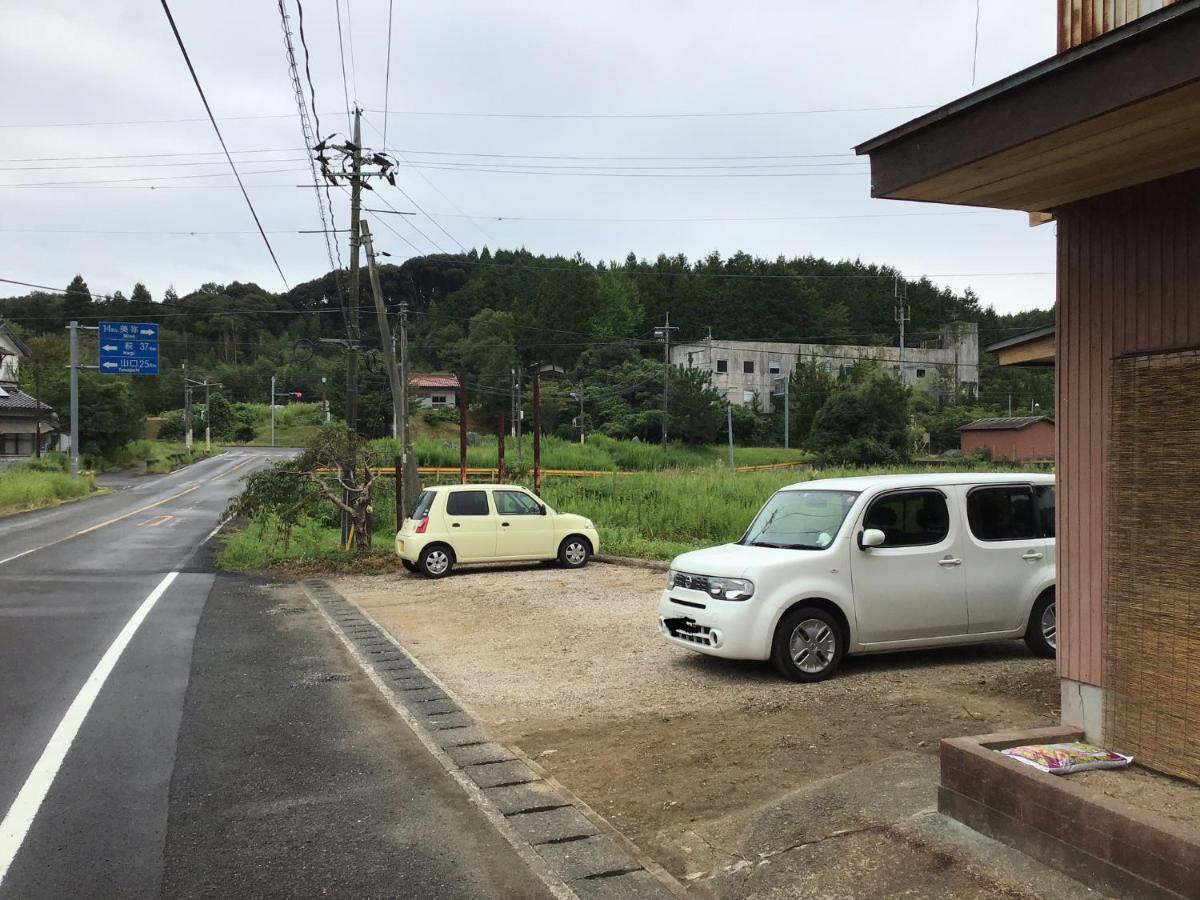 Готель Trip Base Coconeel Akiyoshi Екстер'єр фото